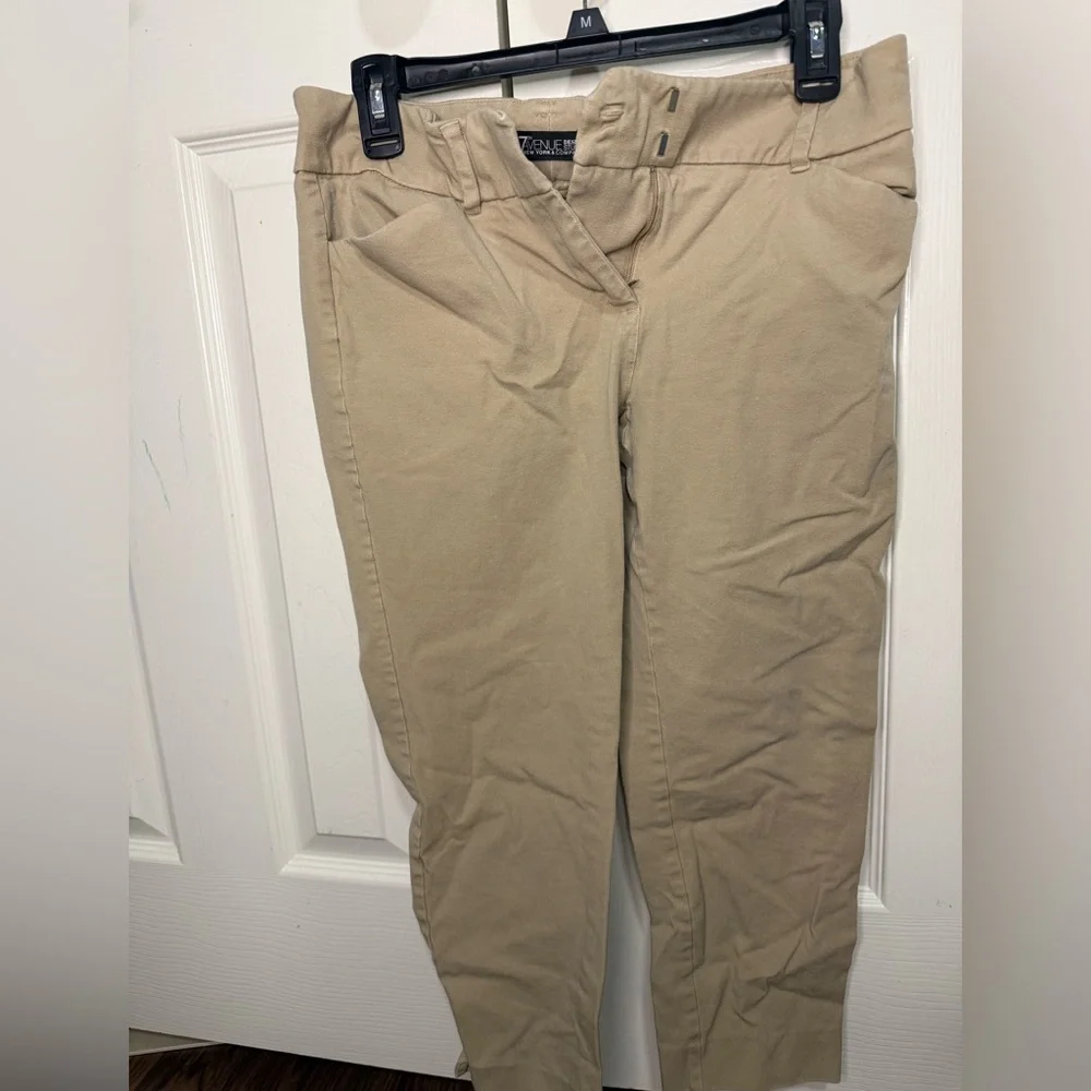 New York & Company Tan Cropped Pants Size 6 - Picture 1 of 3